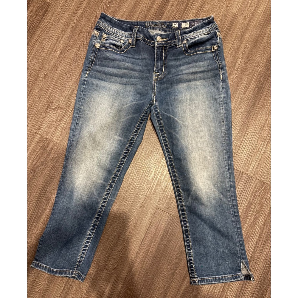 Miss Me Mid-Rise Crop Jeans Womens 29 Blue Embellished Flap Pocket Capri E3214F2